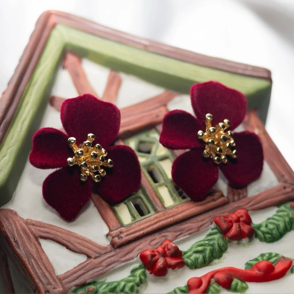 ✨Free People Claret Floral Earrings